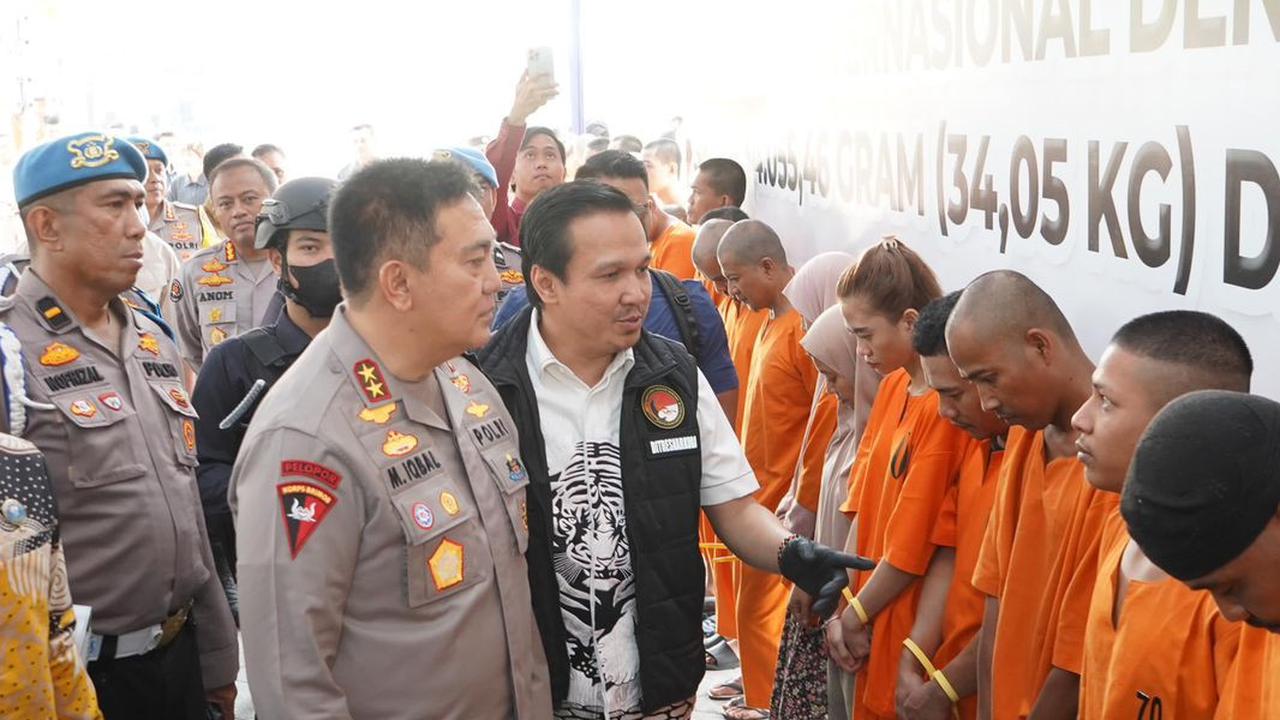 Kapolda Riau Irjen Mohammad Iqbal