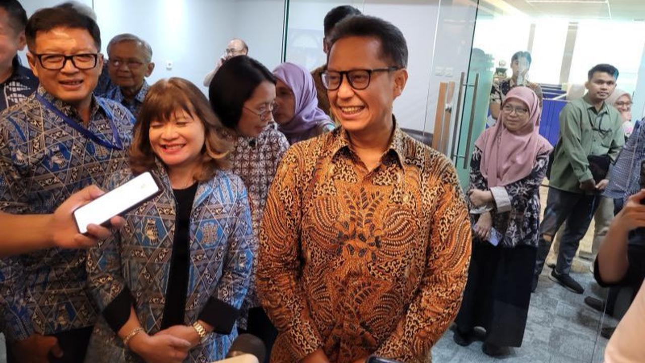 Menjelang usianya yang ke-60, Menkes Budi mengungkapkan dirinya justru ingin melakukan hal lain, seperti ingin mengikuti kejuaraan lomba lari marathon di Berlin, Jerman.<br>