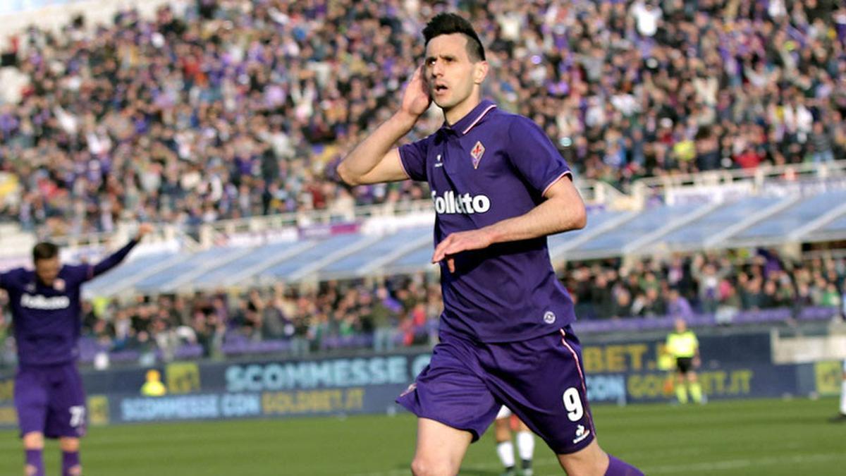 Besok, Kalinic Tes Medis bersama AC Milan