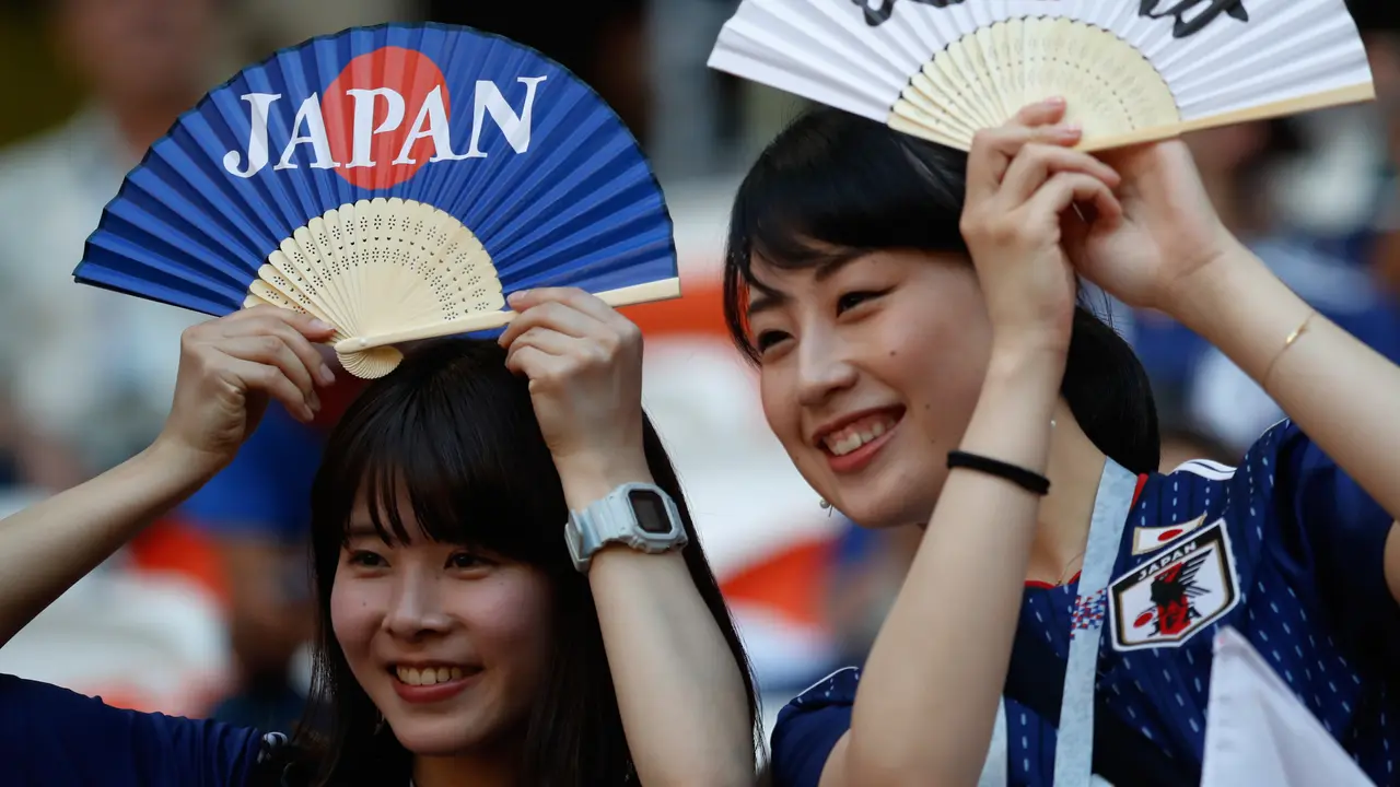 Lucunya Atribut Suporter Jepang di Piala Dunia 2018