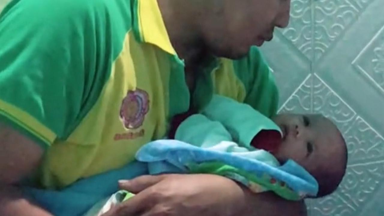 Anak Nangis Jika Tidak Digendong