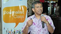 Dokter Em Yunir, Senang Sharing dengan Pasien