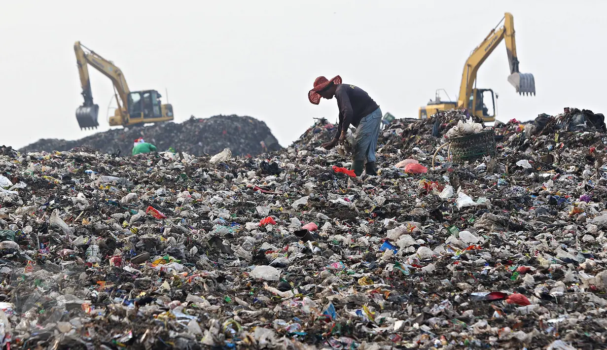  Kondisi Tempat Pembuangan Akhir (TPA) Bantar Gebang pasca penghadangan truk sampah DKI Jakarta, Rabu (4/11/2015). Bantar Gebang terlihat sepi dari pemulung. (Liputan6.com/ Immanuel Antonius)