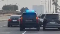 Viral mobil Mitsubishi Pajero pakai pelat dinas Polri ugal-ugalan di jalan tol. Ditlantas Polda Metro Jaya menggandeng Propam untuk mengusut kasus ini. (FOTO: ISTIMEWA)