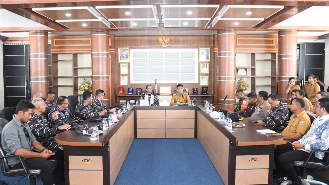Bangun Komunikasi Terbuka, TNI AL Jalin Tatap Muka dengan Tokoh Masyarakat Melonguane