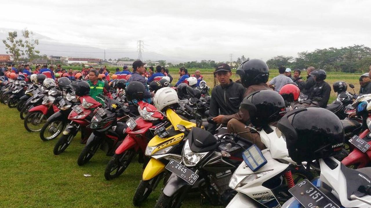 Ojek Online Dapat Subsidi BBM, Bagaimana Nasib Ojek Pangkalan?