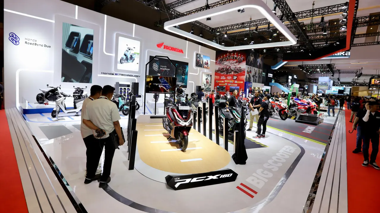 Honda PCX 160 RoadSync