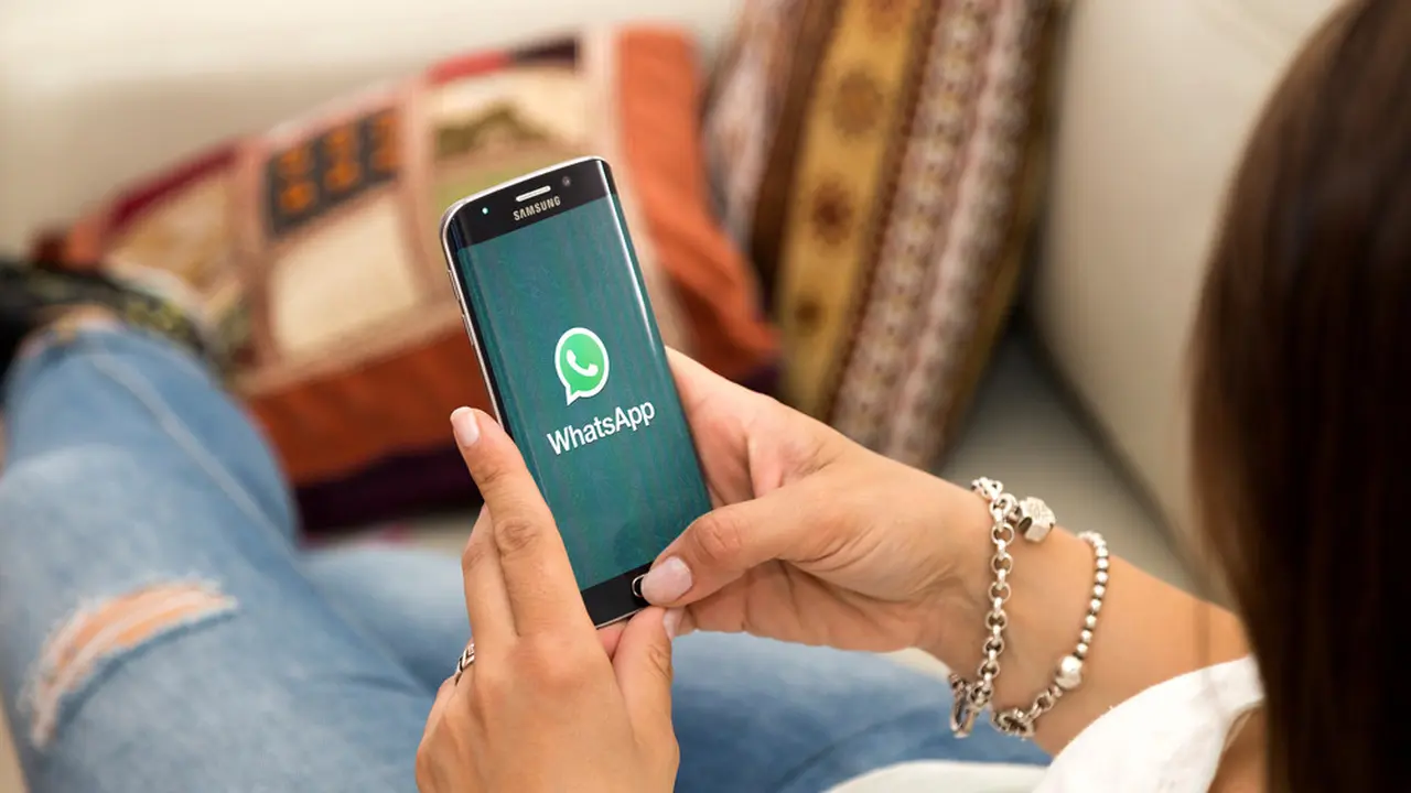 Aplikasi WhatsApp
