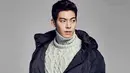 Aktor tampan Kim Woo Bin kini tengah berjuang melawan penyakit kanker yang dideritanya.  Sempat menyembunyikannya, bahkan pengobatan pun ditunda Kim Woo Bin lantaran sebuah alasan. (Instagram/kimwoobin_89)