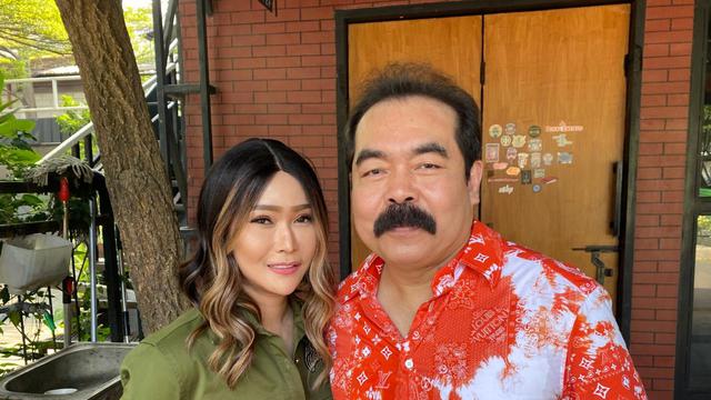 Inul Daratista dan Adam Suseno