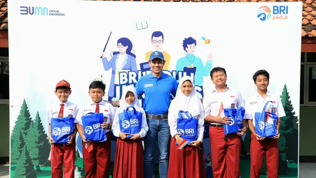 Program Jurnalis Mengajar yang diselenggarakan di SDN 01 dan 02 Gunung Geulis Sabtu (18/5/2024)
