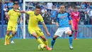 Napoli sendiri sudah dipastikan juara Liga Italia. Mereka kini meraup 86 poin dair 36 laga. (Photo by CARLO HERMANN / AFP)