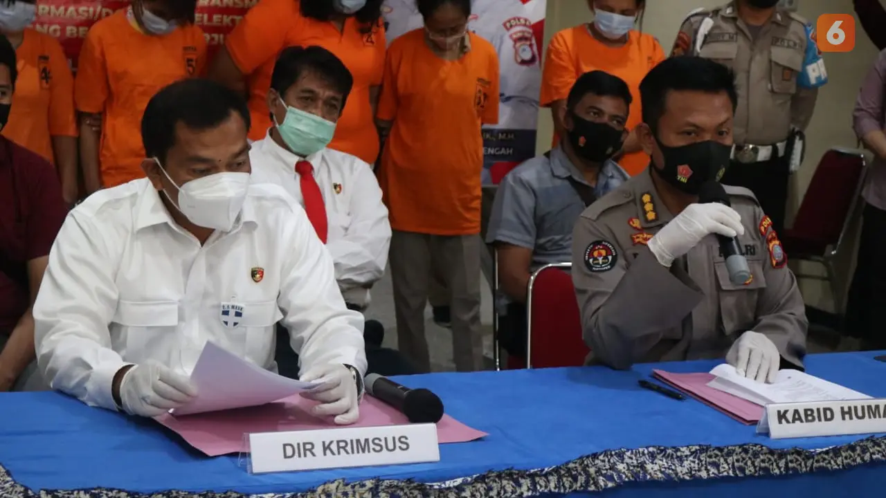 Konferensi pers pengungkapan kasus judi online oleh polda sulteng