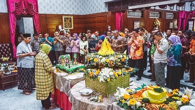 6 Momen Ulang Tahun Wali Kota Risma yang Penuh Kejutan dan Kebersamaan