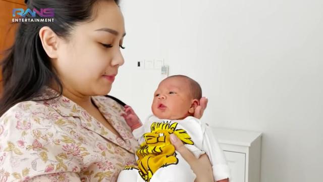 Nagita Slavina (Foto: YouTube)