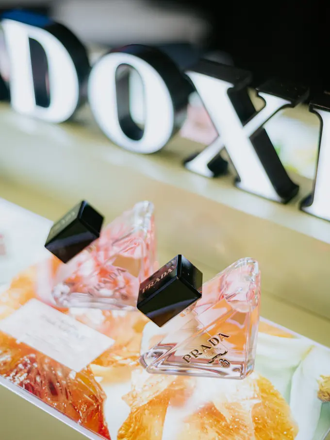 Prada Paradoxe, Ekspresi Klasik dari Feminitas Perempuan Lewat Aroma