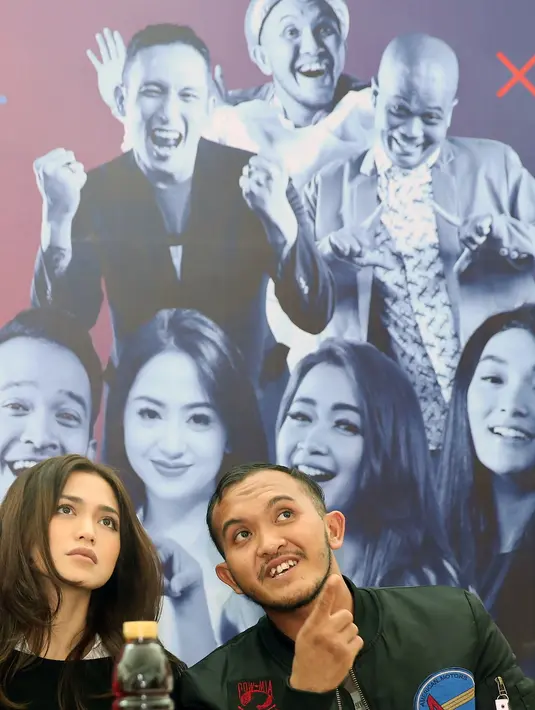 Ditemui saat preskon Pesbukers Mencari Bakat, Caisar mengutarakan tanggapannya. Ia sangat yakin bahwa rezeki sudah diatur oleh Sang Pencipta. Ia pun merasa senang dengan hadirnya para talenta baru. (Bambang E.Ros/Bintang.com)