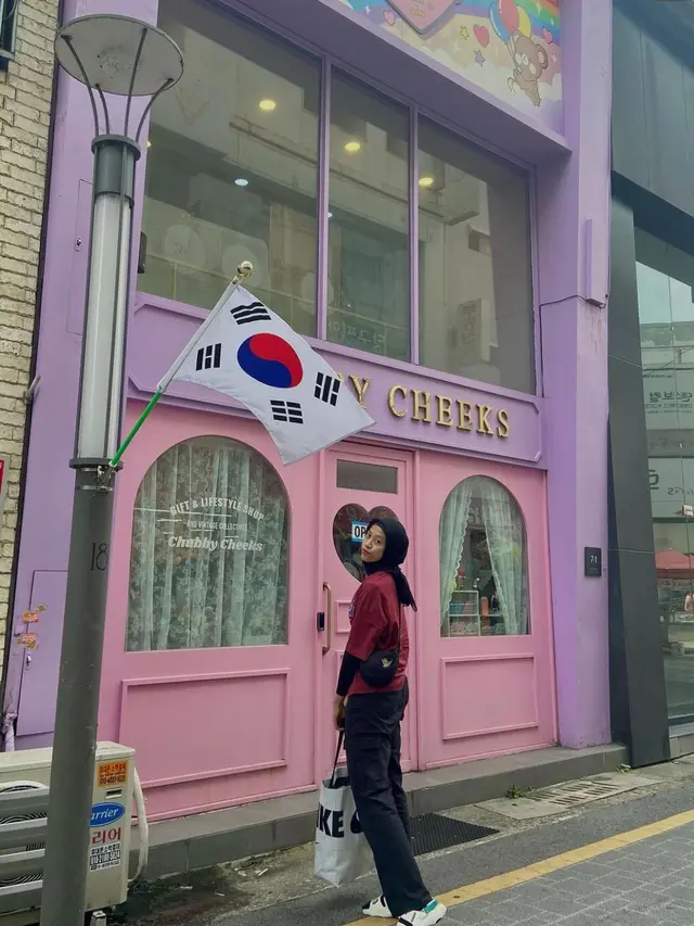 Pesona Megawati Hangestri di Luar Lapangan