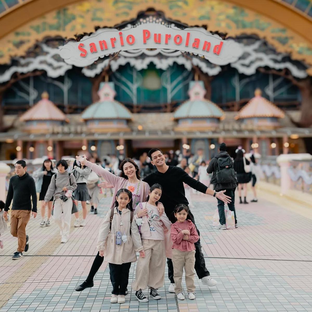 Potret Keluarga Surya Insomnia Liburan ke Jepang Setelah Lebaran