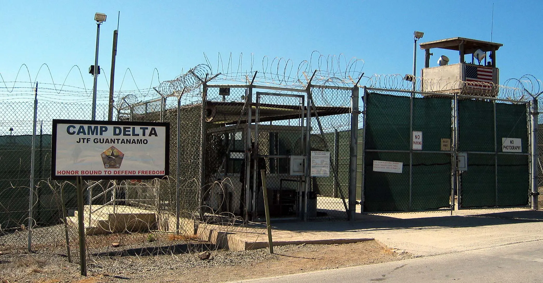Camp Delta, Guantanamo (Wikimedia Commons)