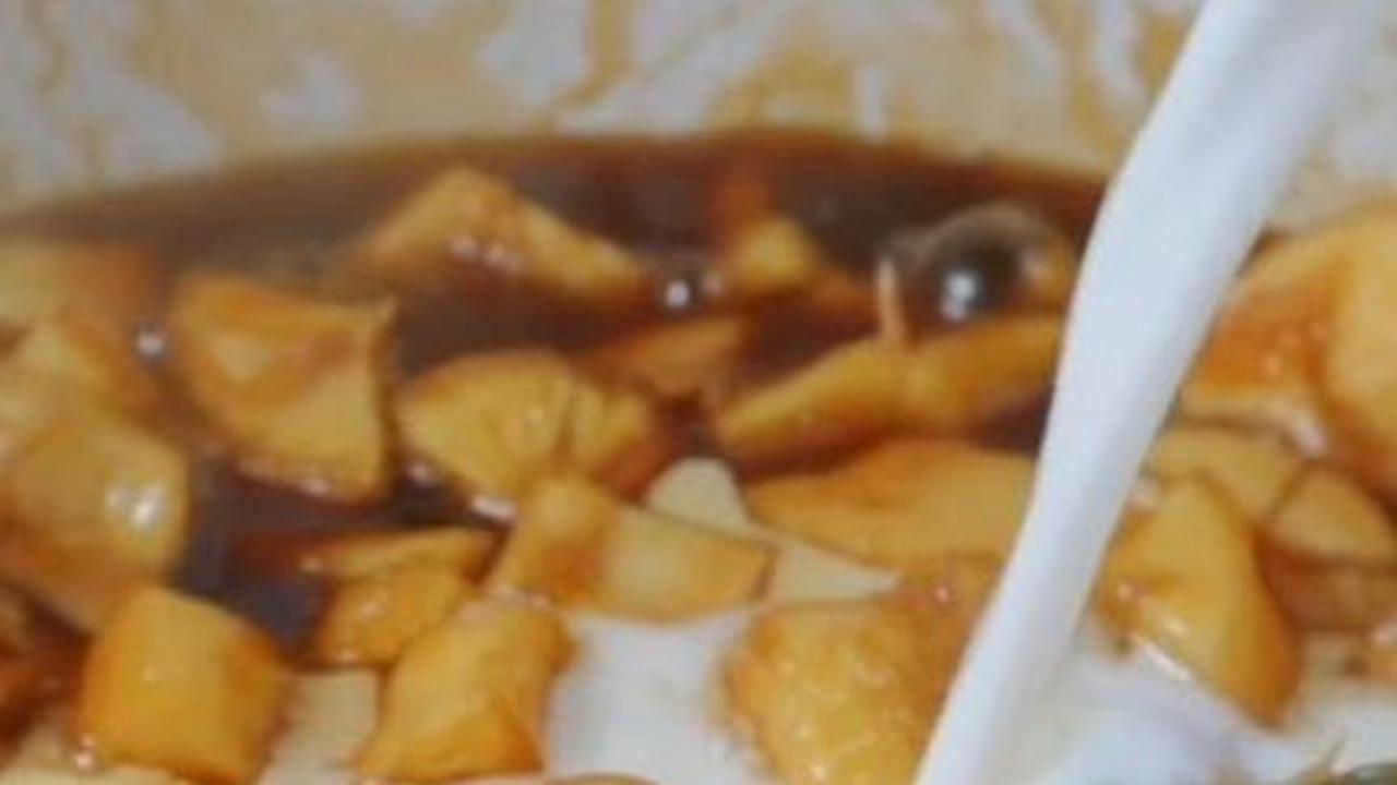 Cuma Rebus Sekali, Ini Cara Mudah Masak Kolak Singkong Empuk dan Legit