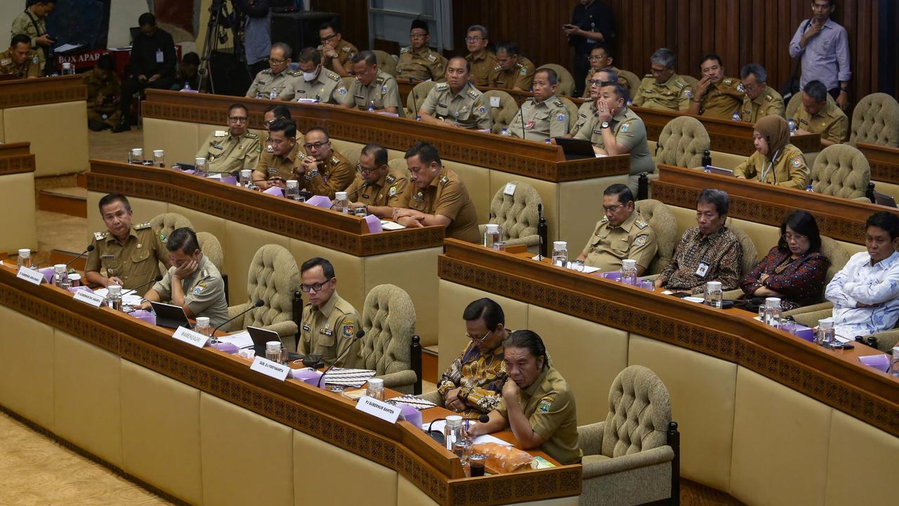 Komisi II DPR gelar rapat dengar pendapat (RDP) dengan PJ Gubernur terkait Pilkada 2024