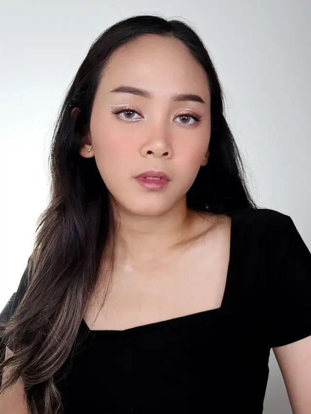 Selebgram Almiranti Fira. (Foto: Dok. Instagram @almirantifira)