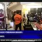 Bharada E menodongkan pistol ke arah Brigadir J. Adegan ini terlihat saat rekonstruksi di rumah dinas Irjen Ferdy Sambo di Duren Tiga, Jakarta Selatan. (Sumber foto: Youtube Polri TV)