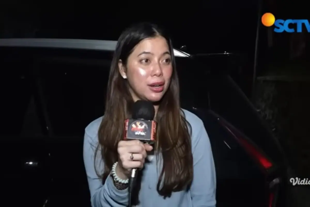 Kamelia, kekasih Ammar Zoni. (Hot Shot/ YouTube - SCTV)