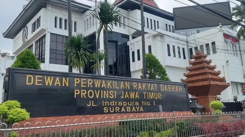 Kantor DPRD Jatim di Surabaya. (Istimewa)