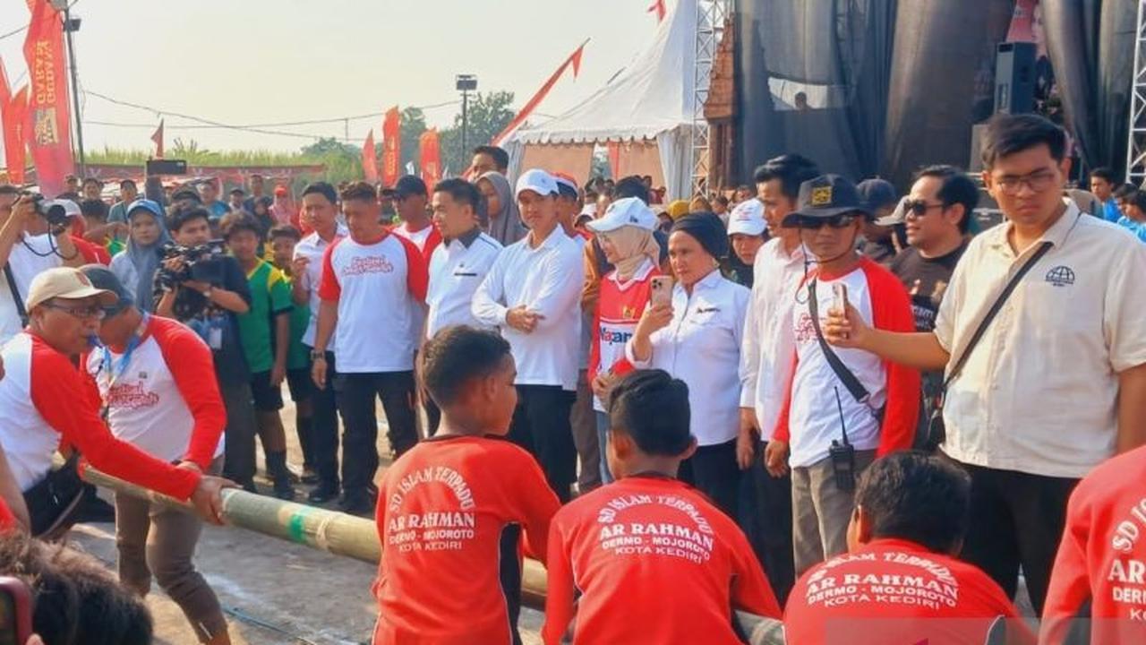 Kaesang Pangarep Soroti Anak Main Roblox, Dorong Pelestarian Permainan Tradisional di Festival Omah Sawah Kediri