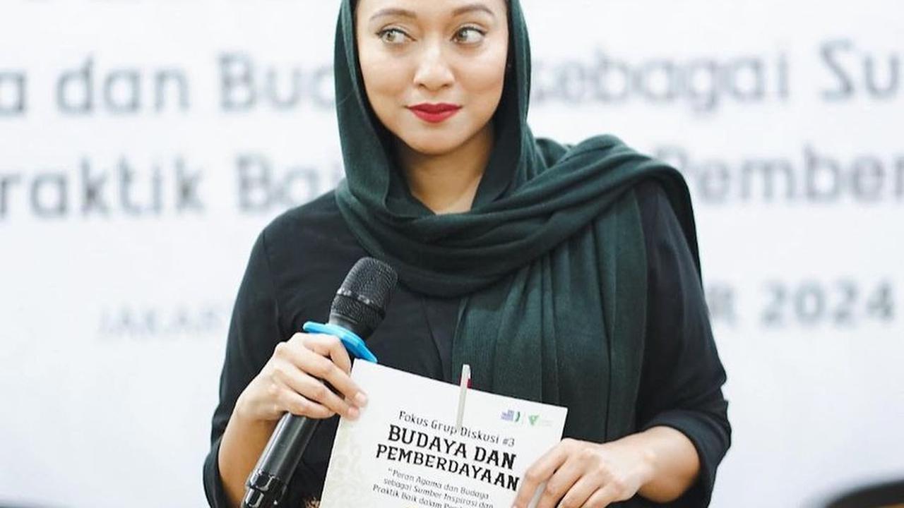 Bella Fawzi Pidato di Kedutaan Uzbekistan Gantikan Mendiang Marissa Haque