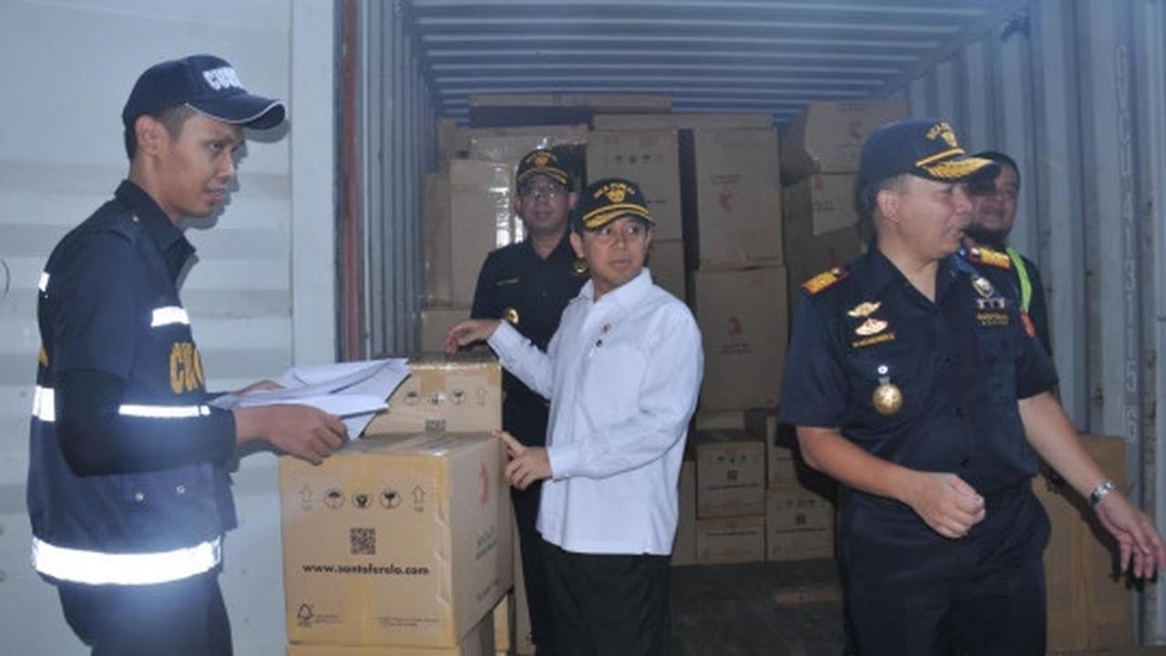 Hari kedua masuk kerja, Menteri Yuddy gelar sidak ke 5 tempat