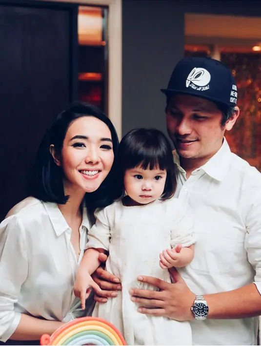 Tepat 16 Januari tahun ini, Gempi Noura Marten anak pertama pasangan Gisel dan Gading Marten tepat dua tahun usianya. Sebuah kejutan kecil dibuat untuk gempi setelah bangun tidur. (dok. Instagram)