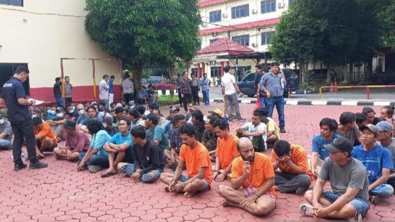 VIDEO: Detik-detik Tegang Anggota Ormas PP Kuasai Parkir RSUD Digulung Jatanras, Tampang Langsung Lesu