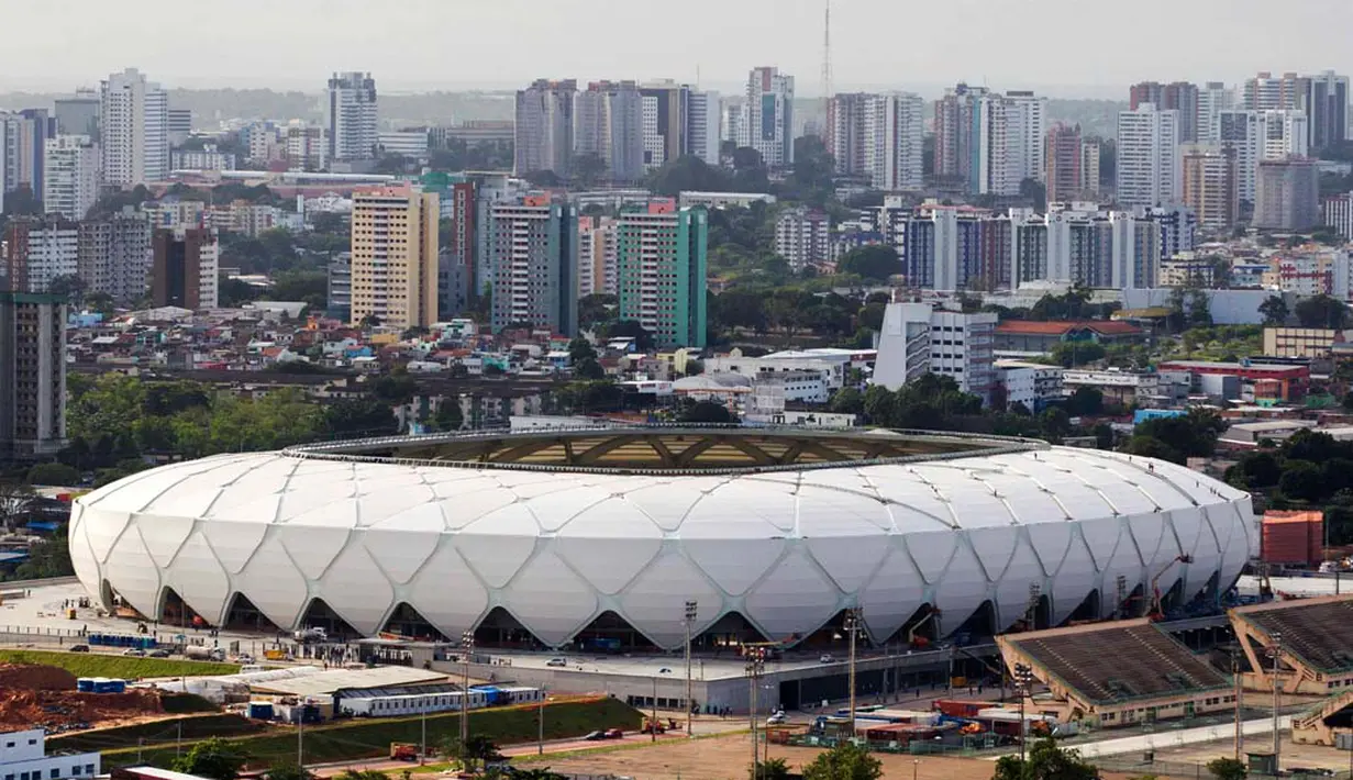 Arena Amazonia di Manaus. Kapasitas 42.374 orang (REUTERS / Bruno Kelly)