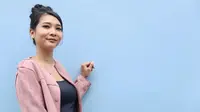 Penyanyi Mey Chan mengaku mengawali karirnya dari nol lagi. Pasangan duet Maia Estianty itu tampil sendiri setelah memutuskan keluar dari manajemen milik mantan istri Ahmad Dhani. (Nurwahyunan/Bintang.com)