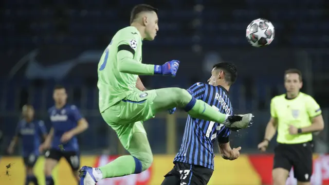 FOTO: Meski Unggul Jumlah Pemain, Real Madrid Cuma Menang Tipis 1-0 atas Atalanta - Pierluigi Gollini