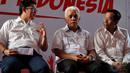 Ali Masykur Musa bersama Hatta Rajasa dan Mahfud MD terlibat perbincangan di Rumah Polonia, Jakarta, Rabu (28/5/2014) (Liputan6.com/Johan Tallo).