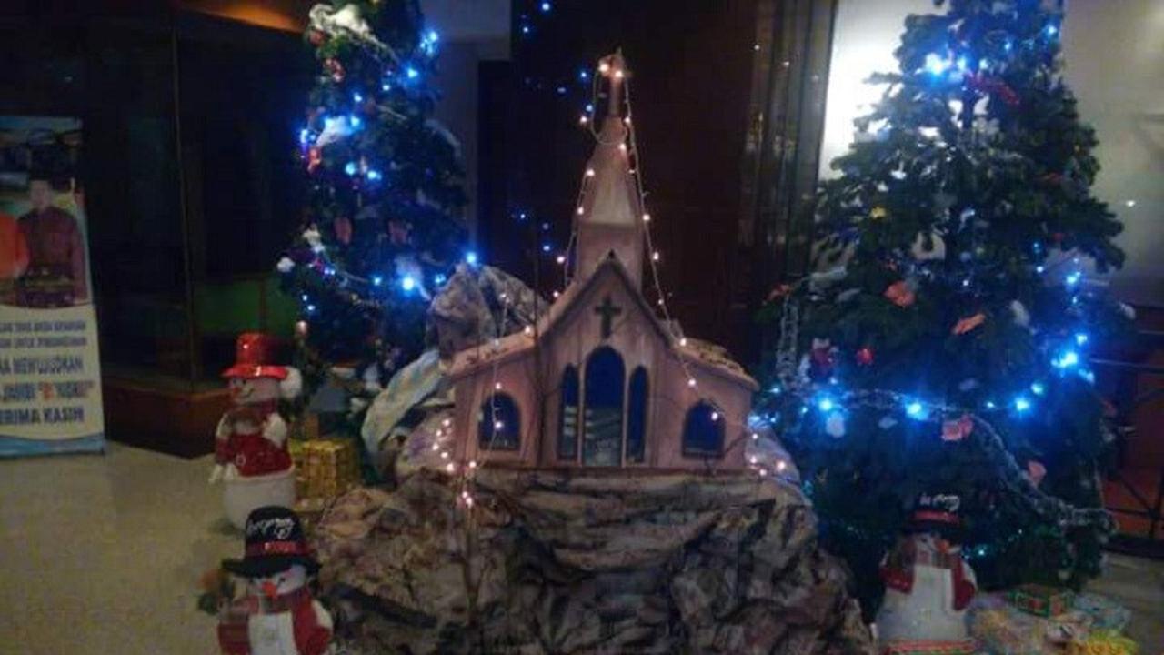 Insiden hiasan Natal Jambi