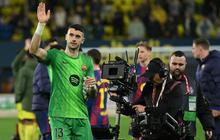 Joan Garcia Jadi Sorotan, Disebut Kiper Terbaik Dunia usai Barcelona Kalahkan Racing