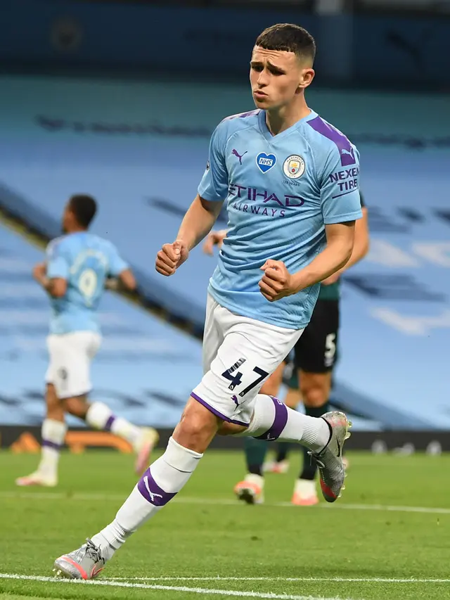Manchester City Bungkam Burnley 5-0