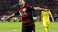 Striker Bayer Leverkusen merayakan gol ke gawang BATE dalam penyisihan Grup Liga Champions 2015-16. (Liputan6.com/ REUTERS/Ina Fassbender)