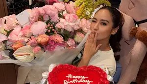Potret Salshabilla Adriani Genap Usia 26, Ulang Tahun Dapat Kue dan Bunga