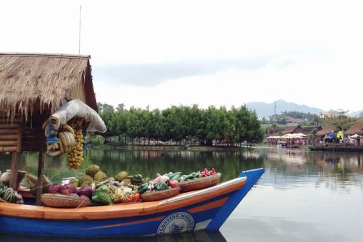 [Bintang] Floating Market, wisata edukasi di Bandung, Jawa Barat