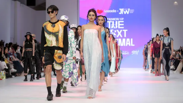 Ekspresi Fashion Era Next Normal di Panggung Jakarta Fashion Week 2023