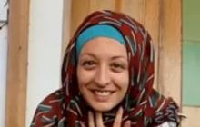 Cantiknya Potret Melissa Asal Prancis Mengenakan Hijab Ikut Maulid Nabi dengan Sang Suami di Masjid
