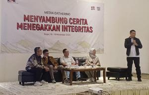 (Plt) Deputi Penindakan dan Eksekusi KPK, Asep Guntur Rahayu di forum diskusi KPK bertema ‘Menyambung Cerita Menegakkan Integritas’ di Bogor, Jawa Barat, Selasa (18/11/2025).
