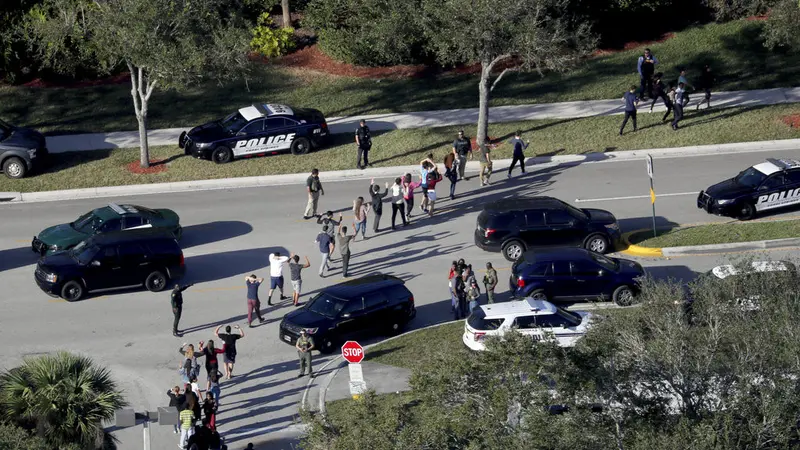 Penembakan sekolah Florida