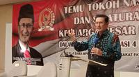 Wakil Ketua MPR Fadel Muhammad saat acara 'emu Tokoh Nasional Dan Silaturahim Keluarga Besar Lamahu dalam rangka Sosialisasi Empat Pilar MPR RI kerjasama MPR dengan Masyarakat Ekonomi Indonesia di Ballroom Hotel Harris, Tebet, Jakarta, Rabu (25/11/2020).